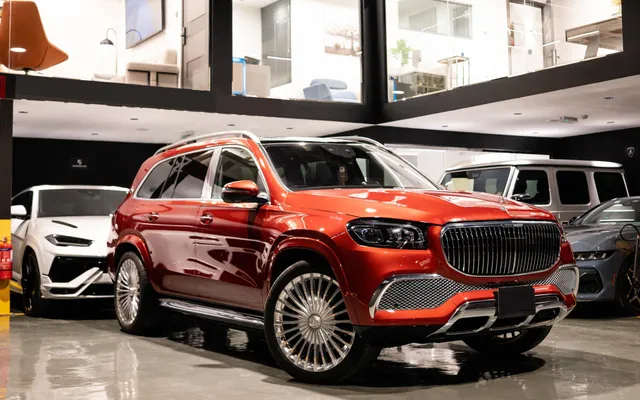 MERCEDES GLS 600 MAYBACH - image 1