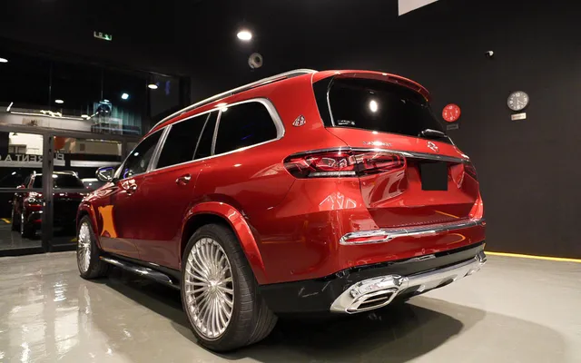 MERCEDES GLS 600 MAYBACH - image 2