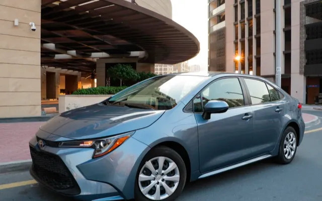 Toyota Corolla - image 1