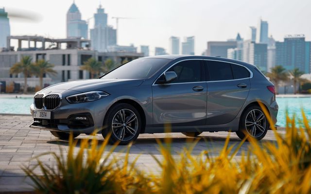 BMW 120i - image 2