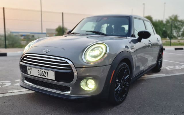 MINI COOPER - image 1