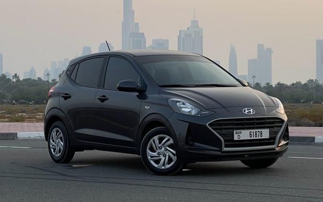 HYUNDAI i10 - image 1