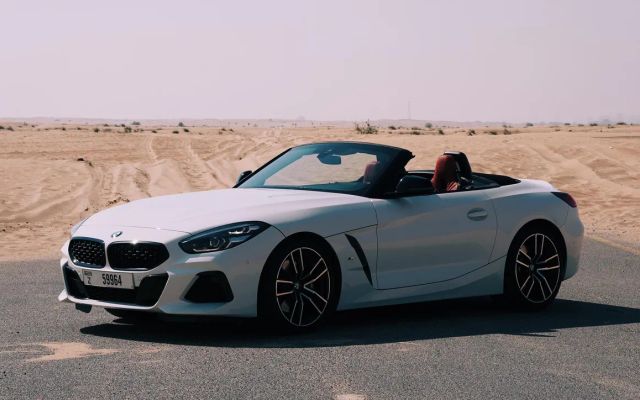 BMW Z4 - image 1