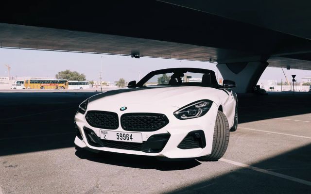 BMW Z4 - image 3