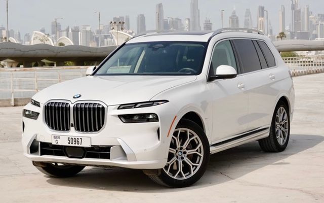 BMW X7 2024 - image 1