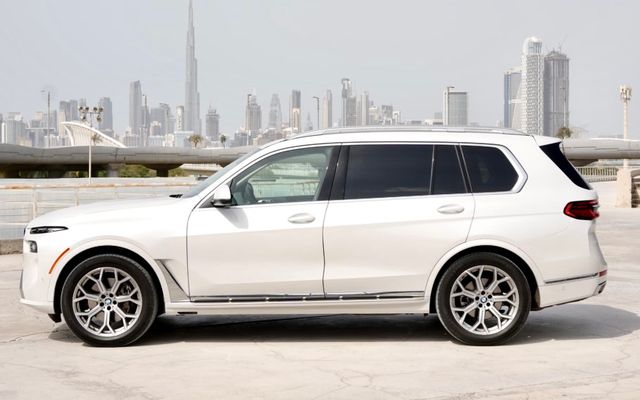 BMW X7 2024 - image 2