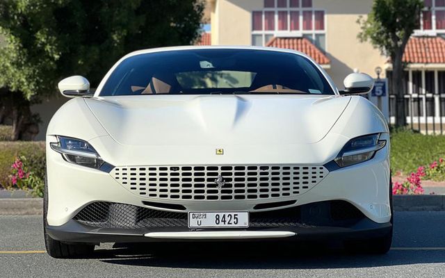 FERRARI ROMA - image 4