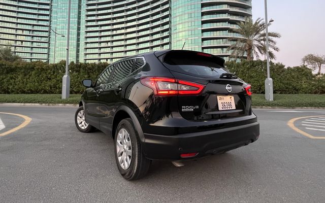 NISSAN ROGUE - image 4