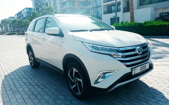 TOYOTA RUSH - image 1