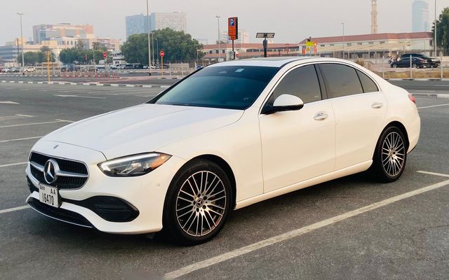MERCEDES C300 2023 - image 1