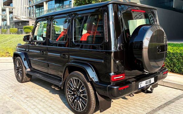 Mercedes G63 - image 3