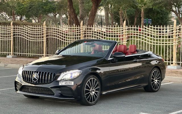 Mercedes C300 Cabrio - image 1