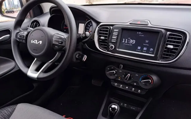 Kia Pegas - image 4
