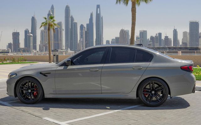 BMW M5 Competition - image 2
