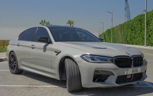 BMW M5 Competition - image 4