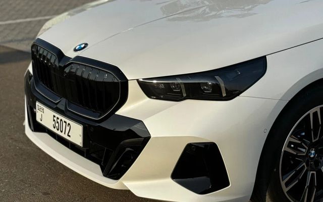 BMW 520i - image 3