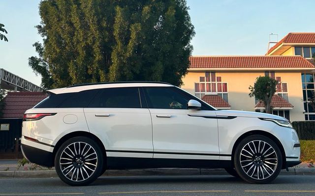 RANGE ROVER VELAR - image 2