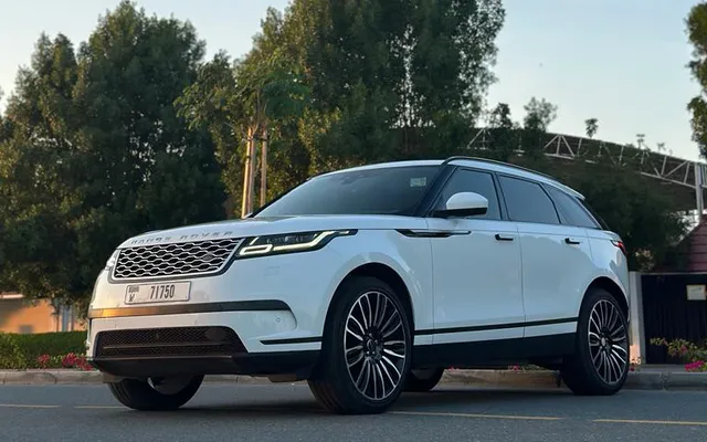 RANGE ROVER VELAR - image 1