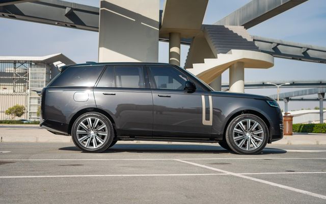 Range Rover Vogue HSE V8 - image 3