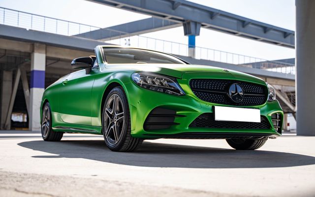 MERCEDES C180 CONVERTIBLE - image 3