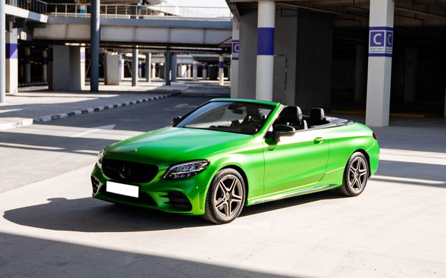 MERCEDES C180 CONVERTIBLE - image 4