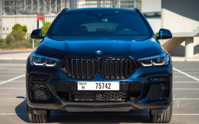 BMW X6 - image 3