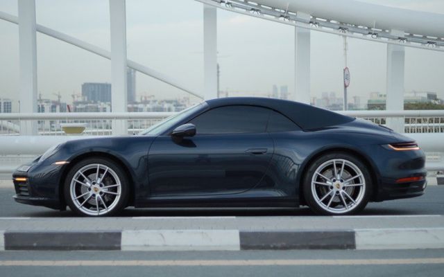 911 CARRERA S CABRIOLET - image 2