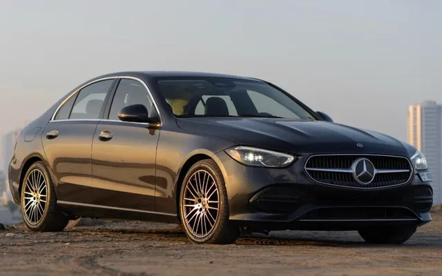 MERCEDES C300 - image 2