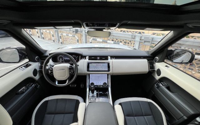 RANGE ROVER SPORT - image 4