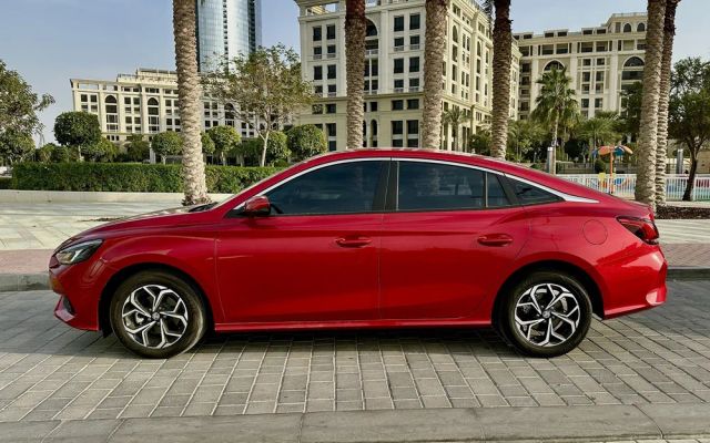 MG GT - image 2