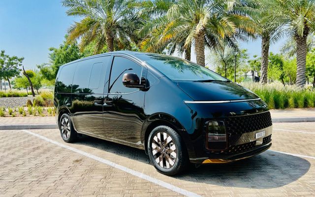 Hyundai Staria - image 3