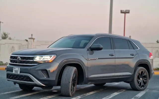 Volkswagen Atlas Cross - image 1