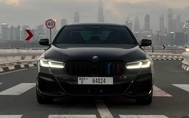 BMW 520i - image 2