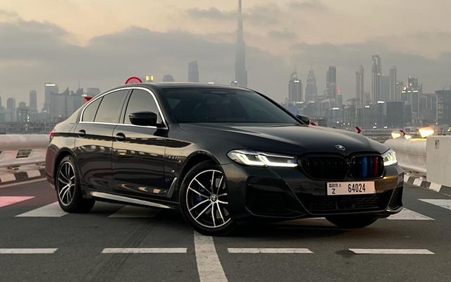 BMW 520i - image 1