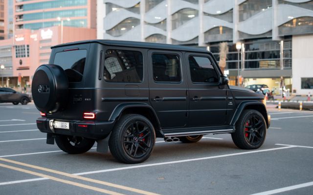 Mercedes G63 - image 3