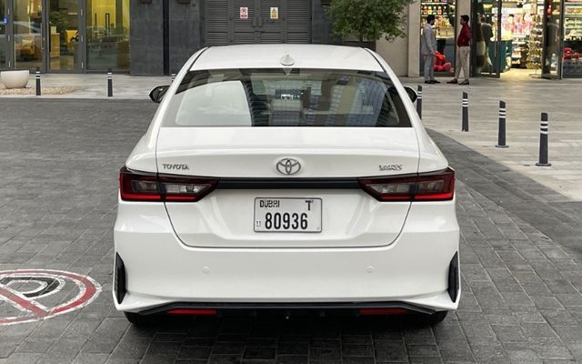 Toyota Yaris 2023 - image 4