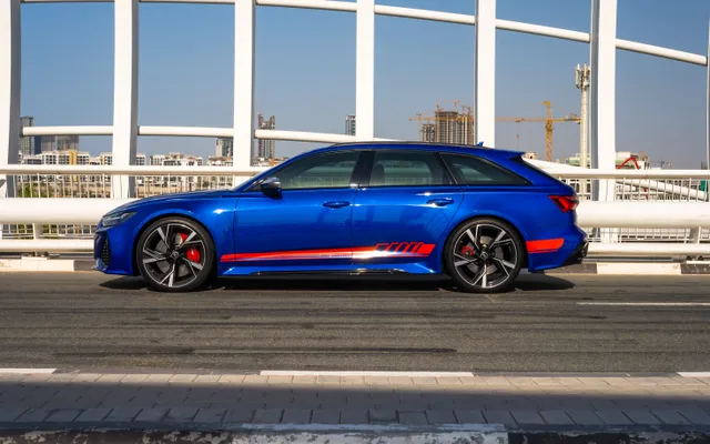 Audi RS6 Avant - image 2