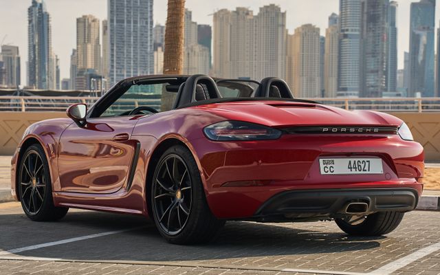 Porsche Boxster - image 3