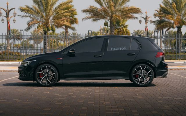 VOLKSWAGEN GOLF GTI 20L - image 2