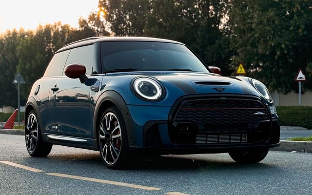 MINI COOPER S - image 1