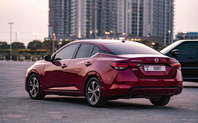 NISSAN SENTRA - image 3