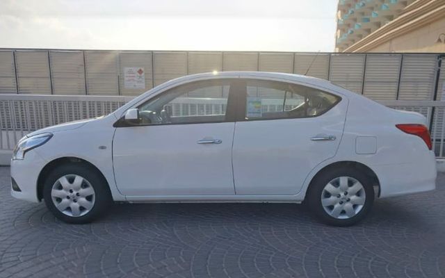 NISSAN SUNNY - image 3