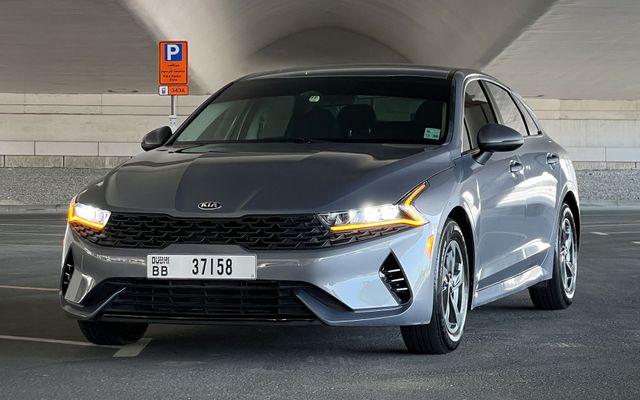 Kia K5 - image 1