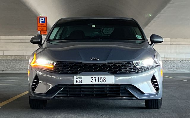 Kia K5 - image 3