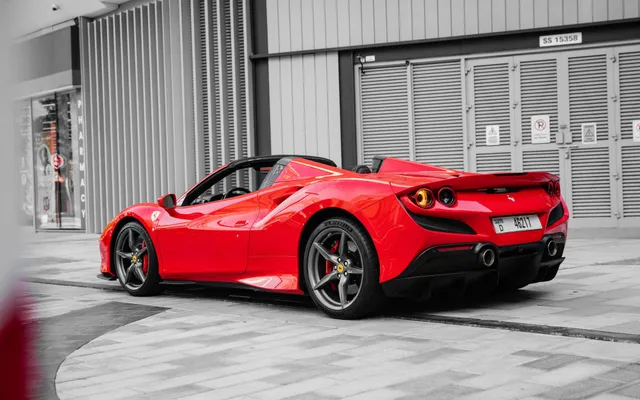 FERRARI F8 SPIDER-CONV - image 4