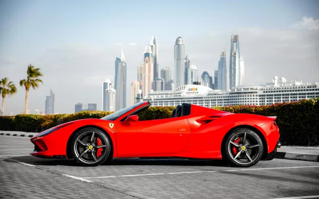 FERRARI F8 SPIDER-CONV - image 2
