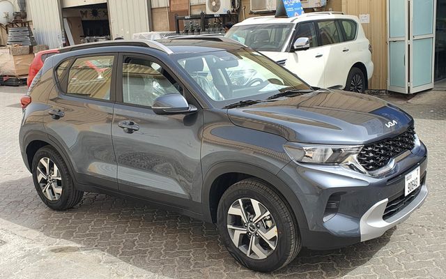 KIA SONET 2023 - image 2