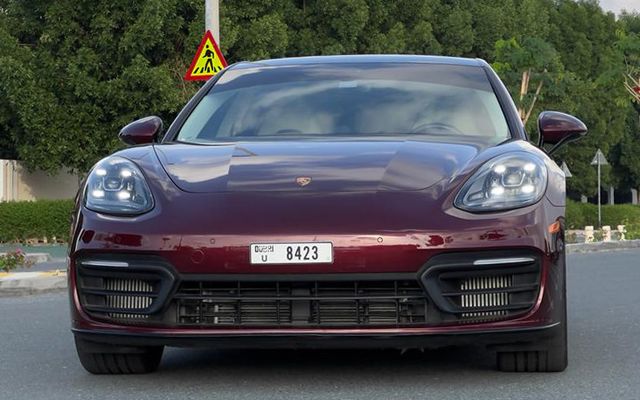 PORSCHE PANAMERA - image 3
