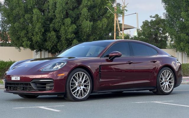 PORSCHE PANAMERA - image 1