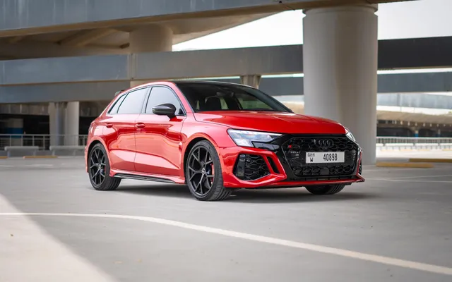 Audi RS3 Sportback - image 4